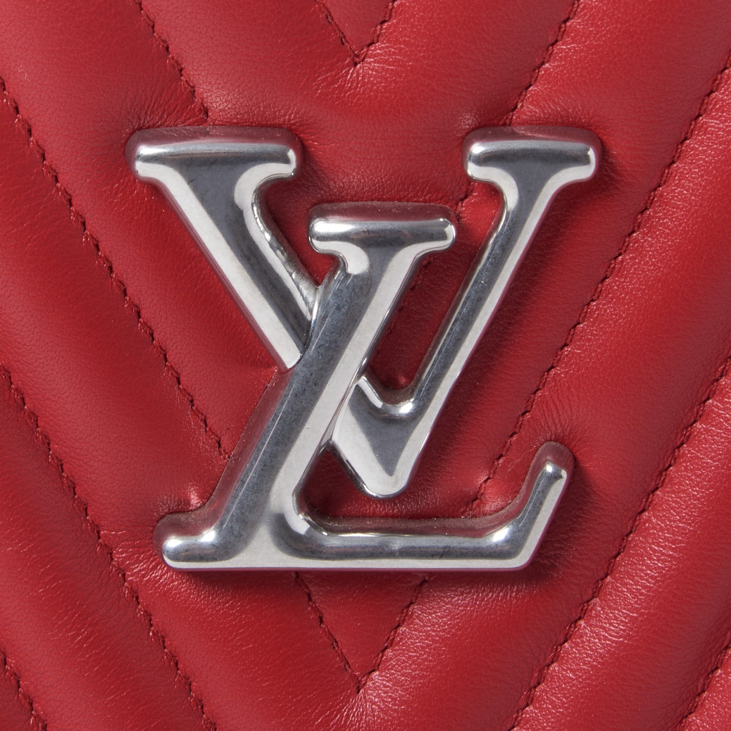 Louis Vuitton Calfskin New Wave Chain Tote Ecarlate 8 of 9