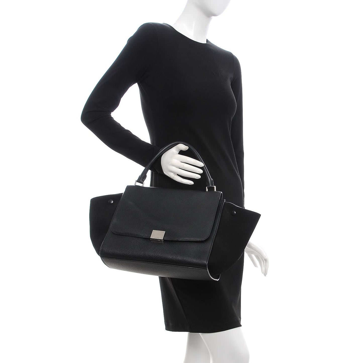 Drummed Calfskin Suede Medium Trapeze Black
