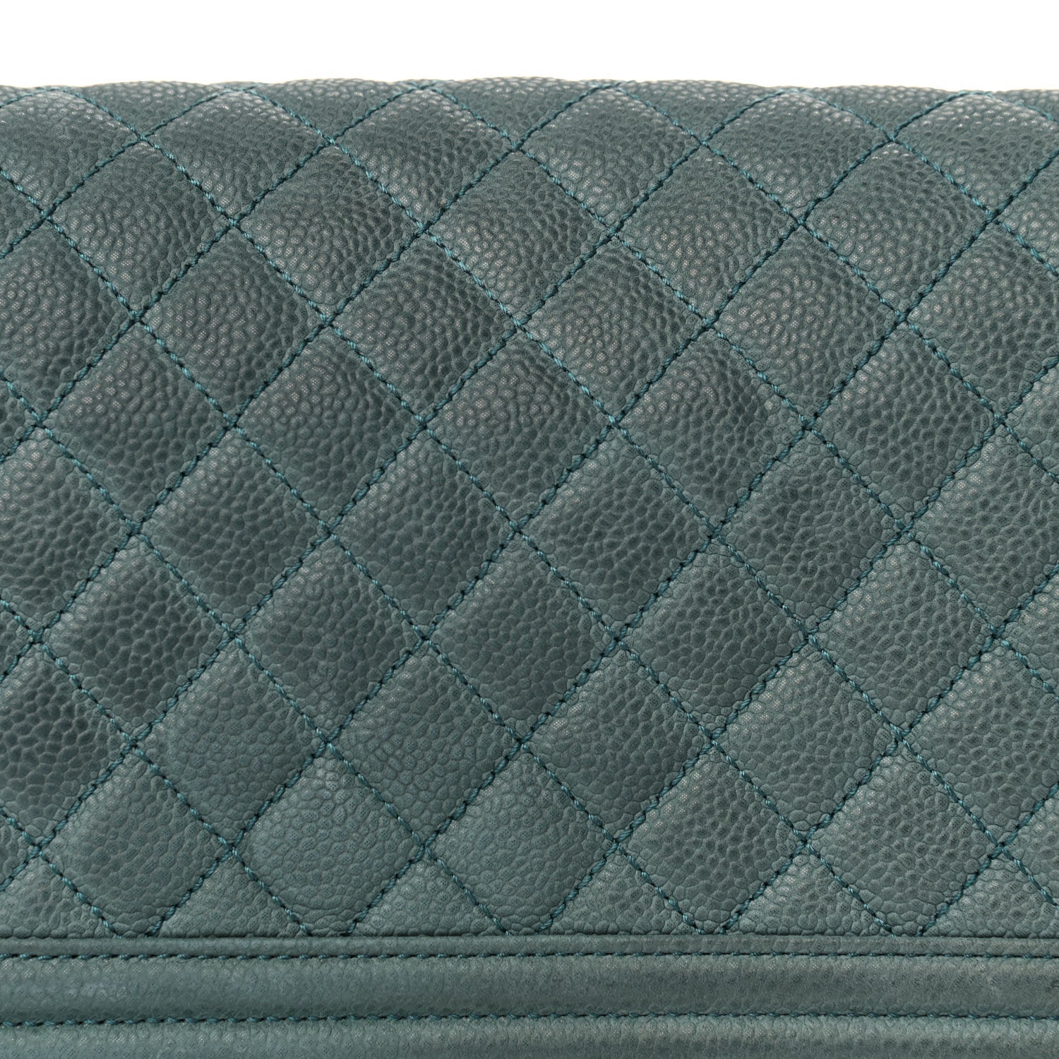 Chanel Caviar Quilted Medium Boy Flap Vert Fonce 16 of 20