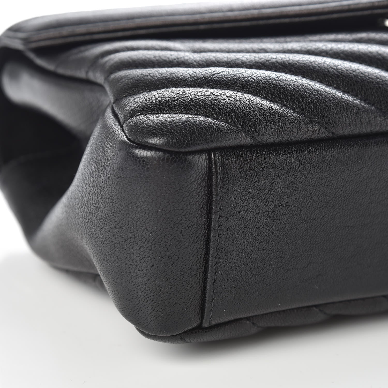 Saint Laurent Sheepskin Matelasse Chevron Monogram Medium College Bag Black 9 of 10