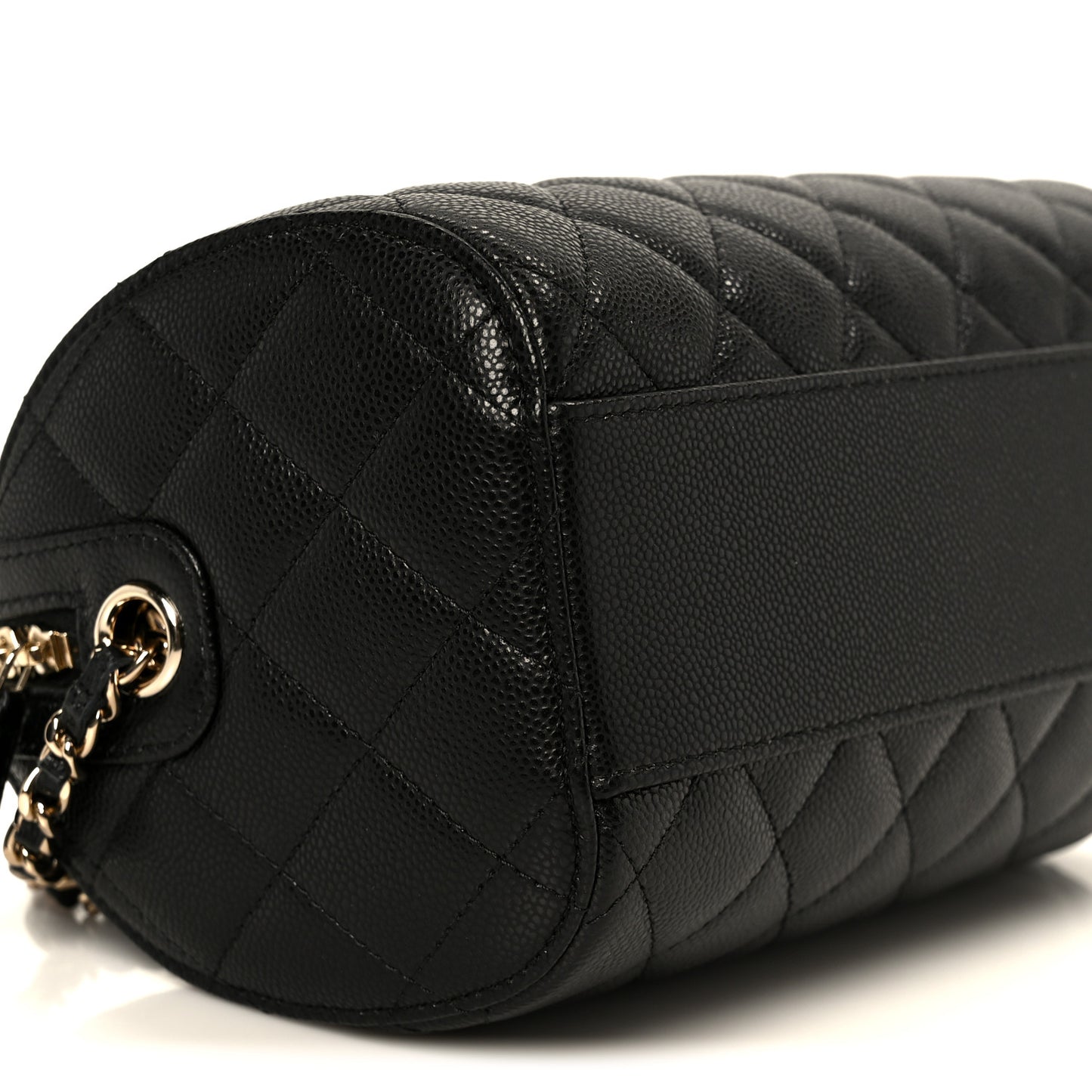Caviar Quilted Barrel Clutch With Chain Black