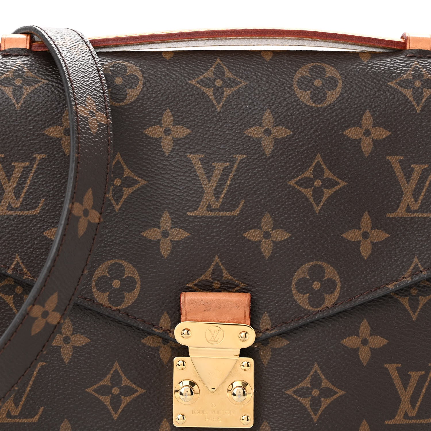 Louis Vuitton Monogram Pochette Metis 7 of 15