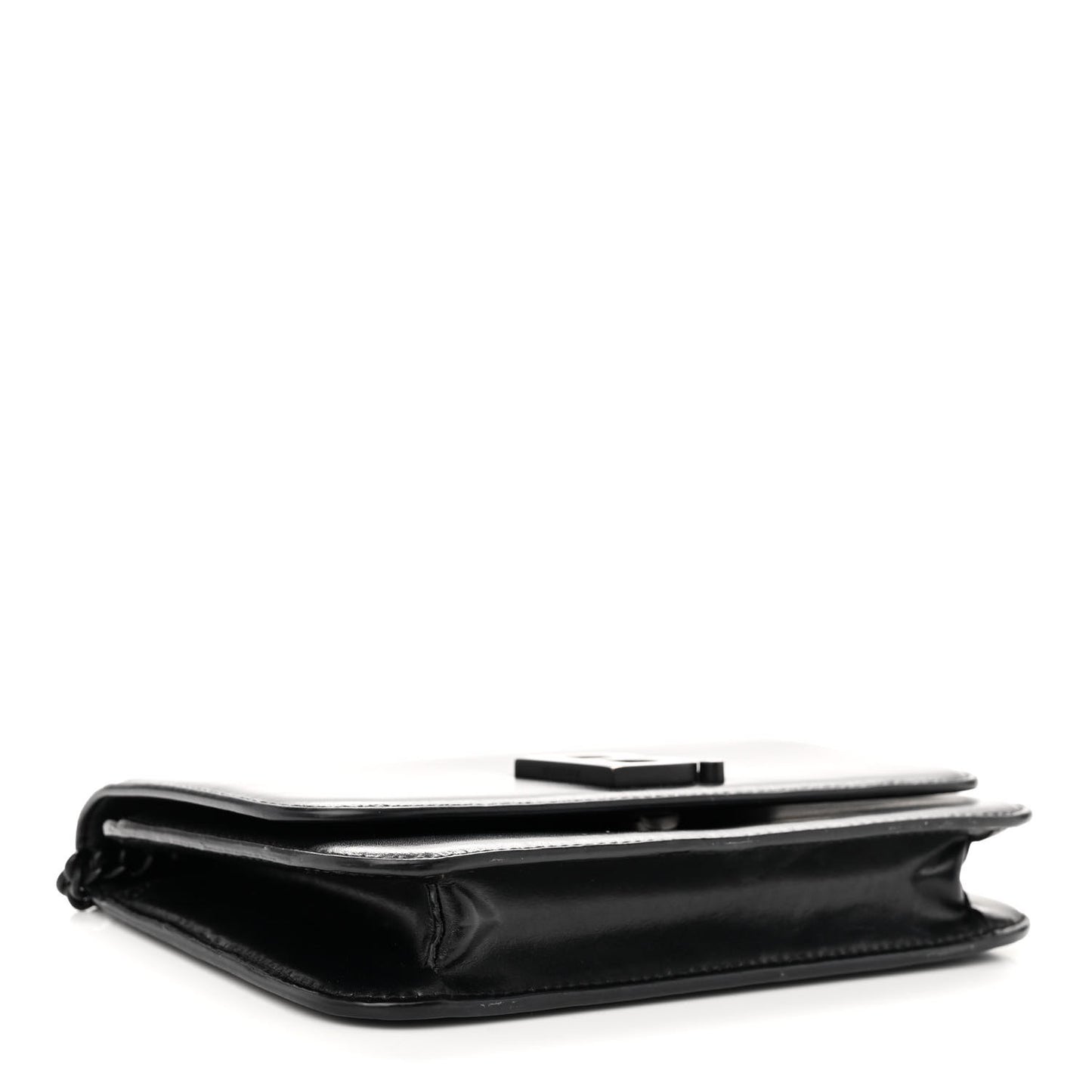 Smooth Calfskin B Wallet on Chain Black