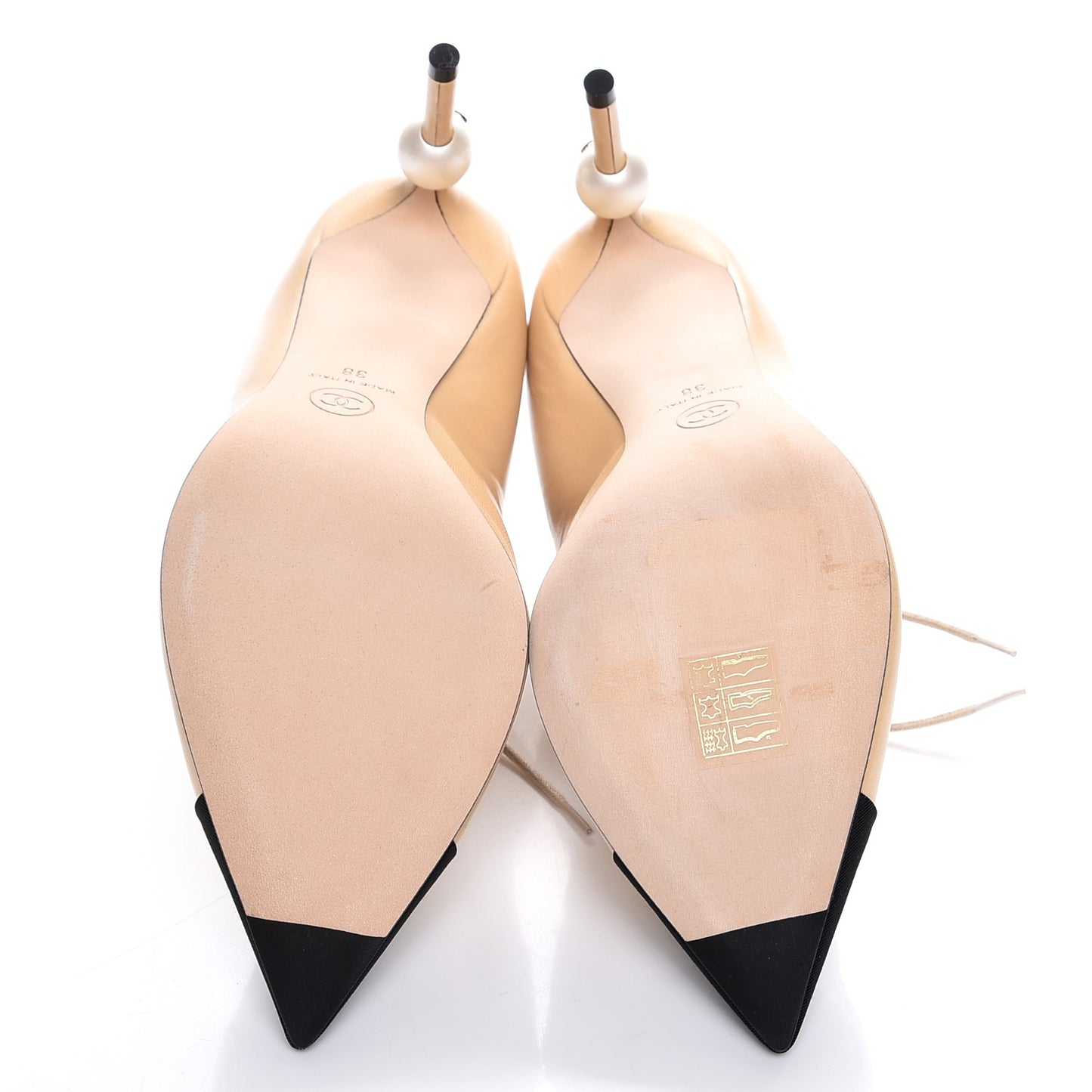 Goatskin Lace Up Cap Toe Booties 38 in Beige Black