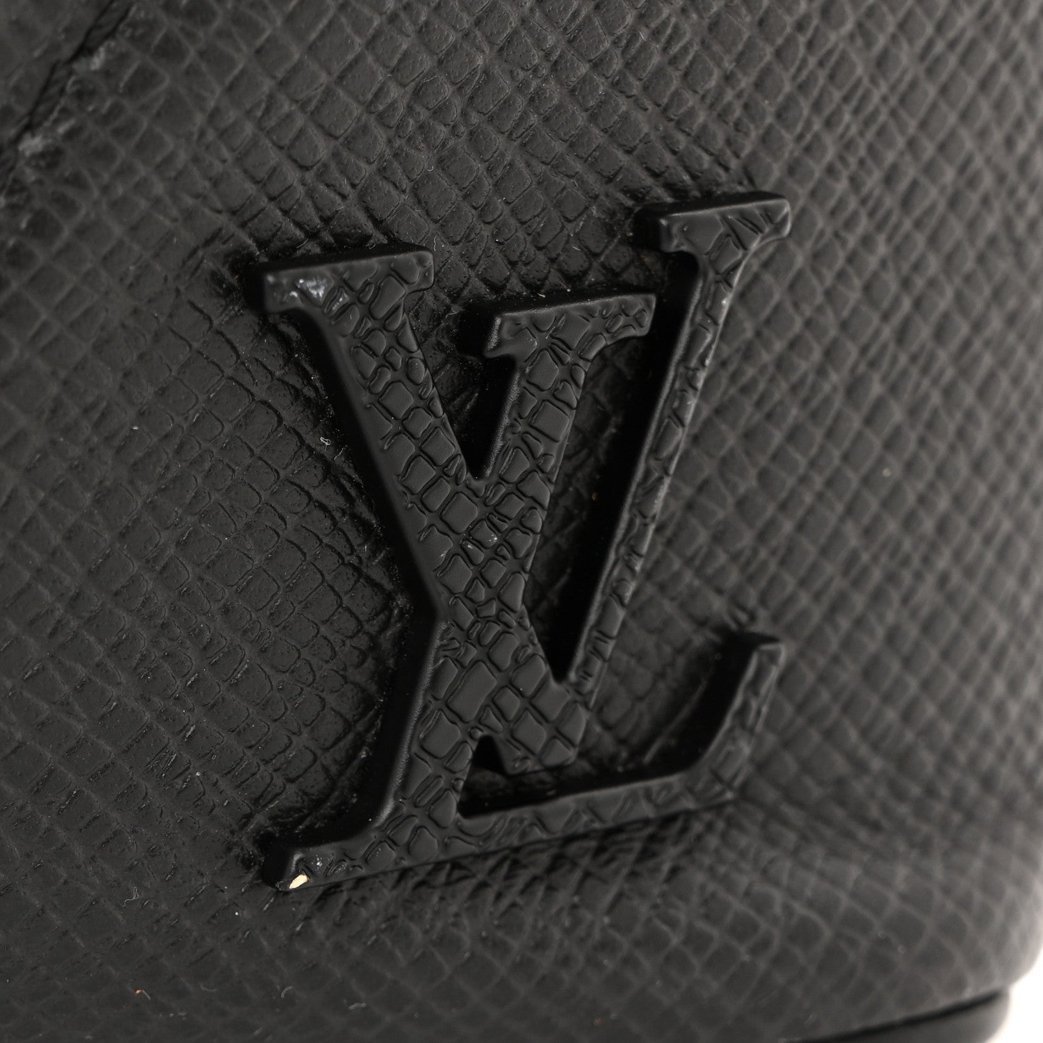 Louis Vuitton Taiga Slim Briefcase Black 11 of 11