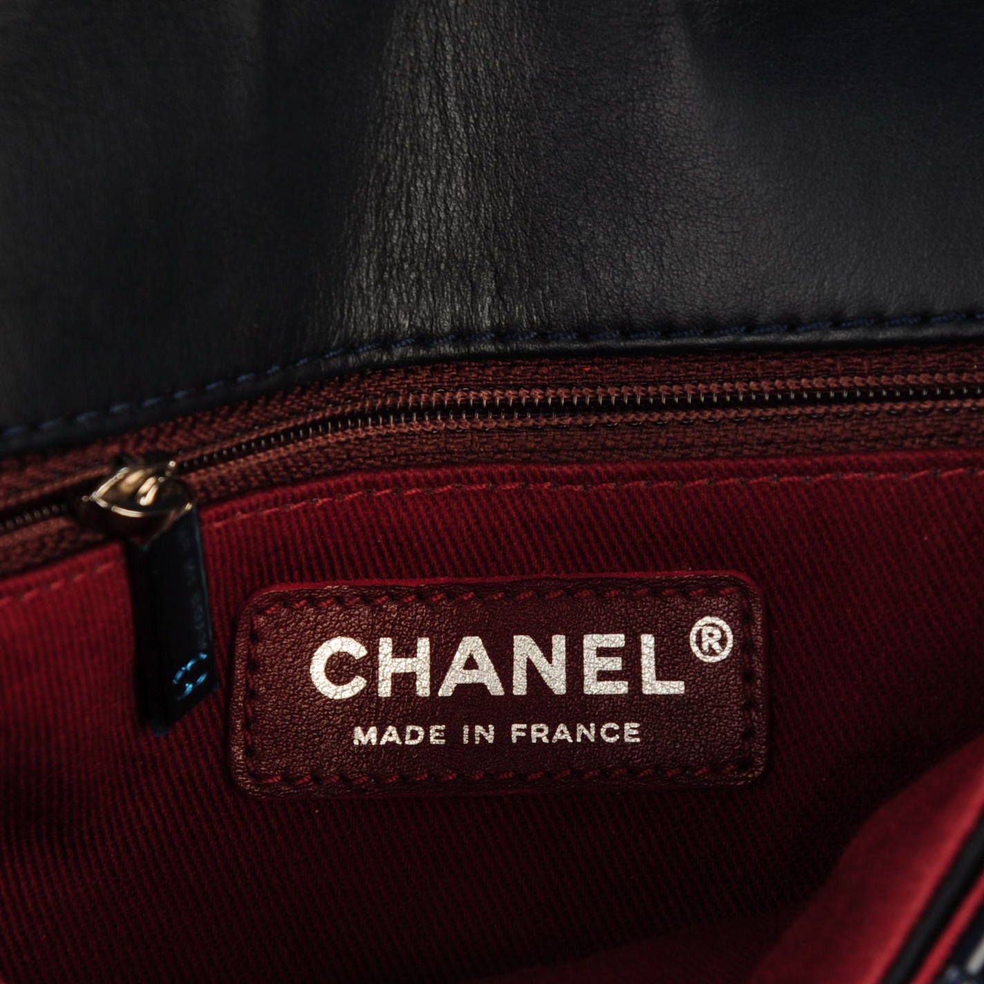 Patent Calfskin Quilted Medium Bubble CC Flap Dark Navy