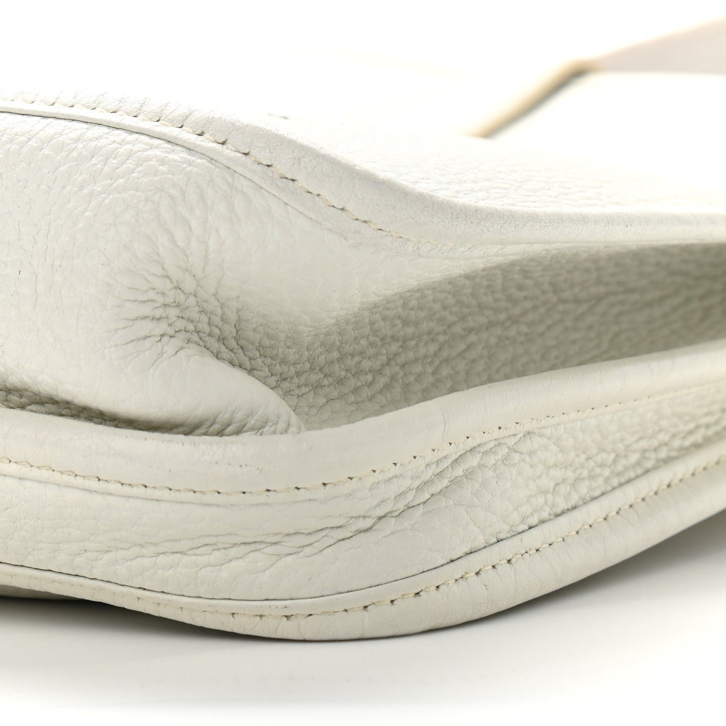 Taurillon Clemence Evelyne III PM White