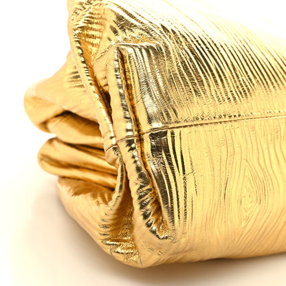 Bottega Veneta Metallic Bark Calfskin Embossed The Pouch Oversized Clutch Oro 9 of 10