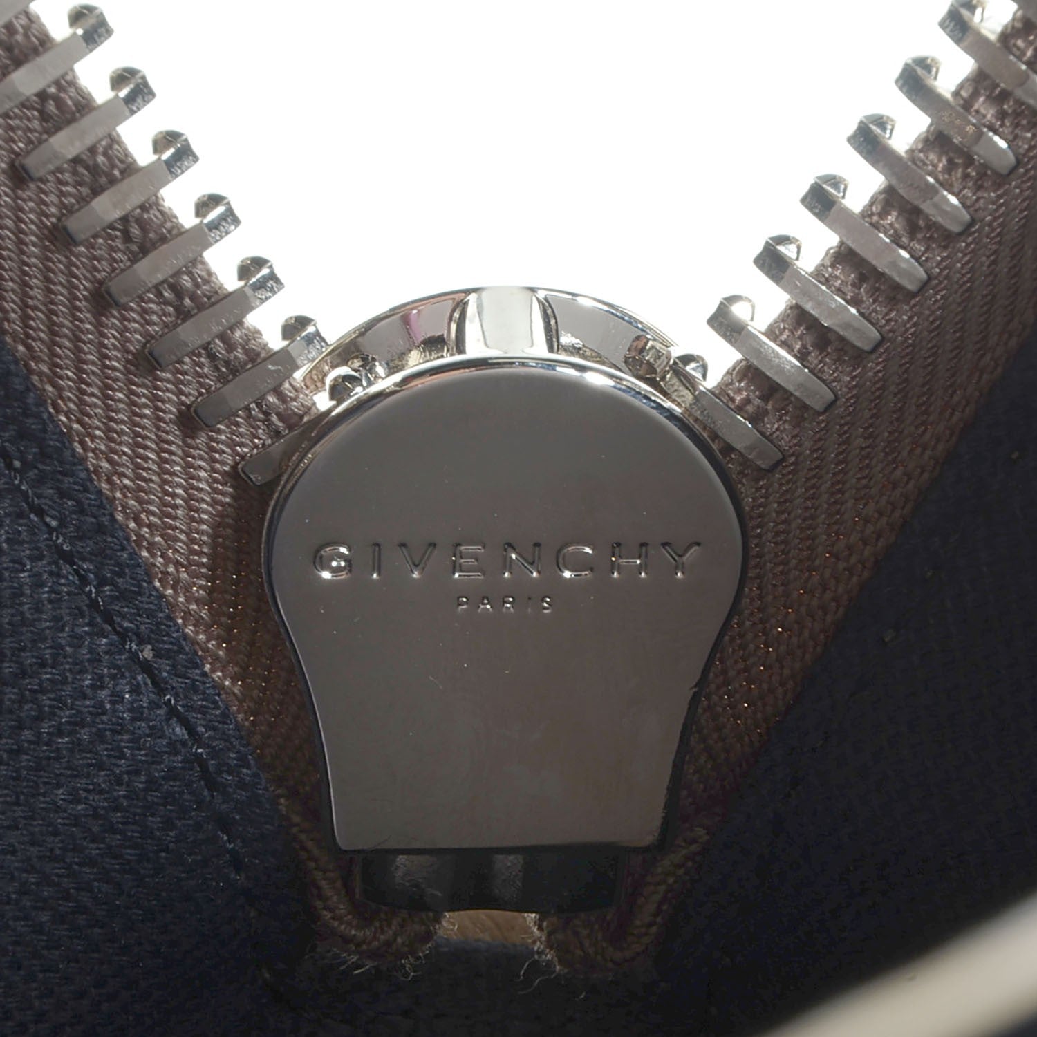 Givenchy Sugar Goatskin Medium Antigona Sand 8 of 9