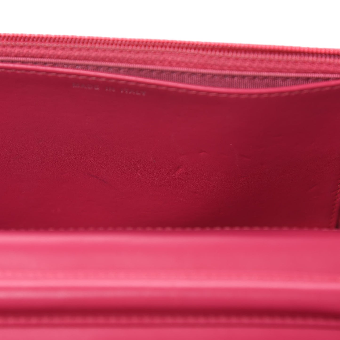 Patent Quilted Wallet On Chain WOC Fuchsia