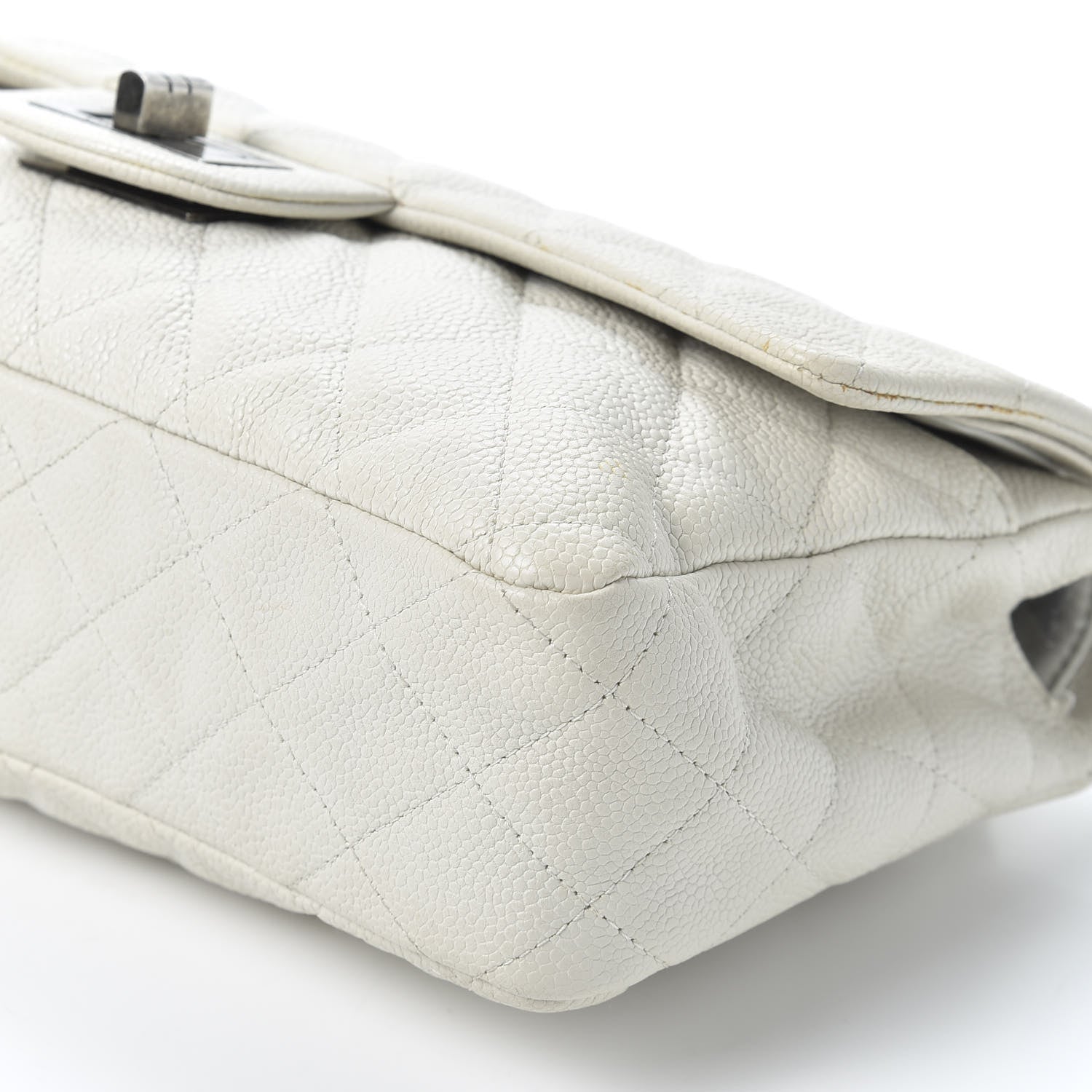 Chanel Caviar Quilted 2.55 Reissue 225 Bijoux Chain Flap White 6 of 10