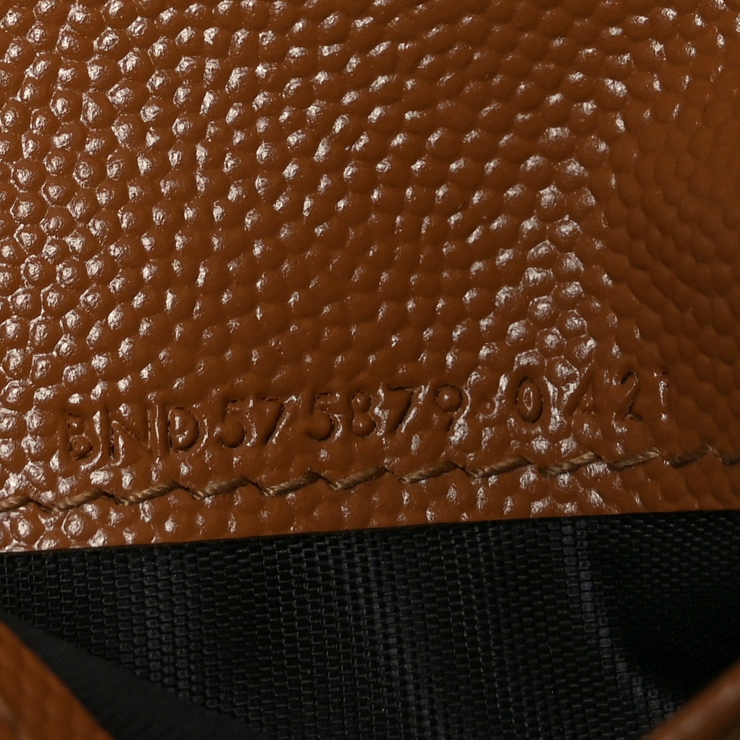 Saint Laurent Grain De Poudre Matelasse Chevron Monogram Zipped Card Case Natural Dark 7 of 8