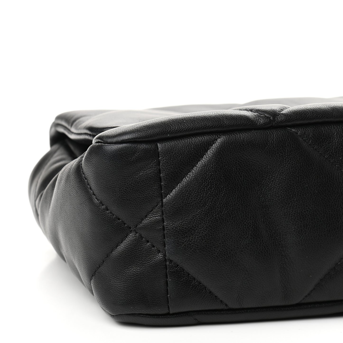 Lambskin Quilted Medium Chanel 19 Flap Black