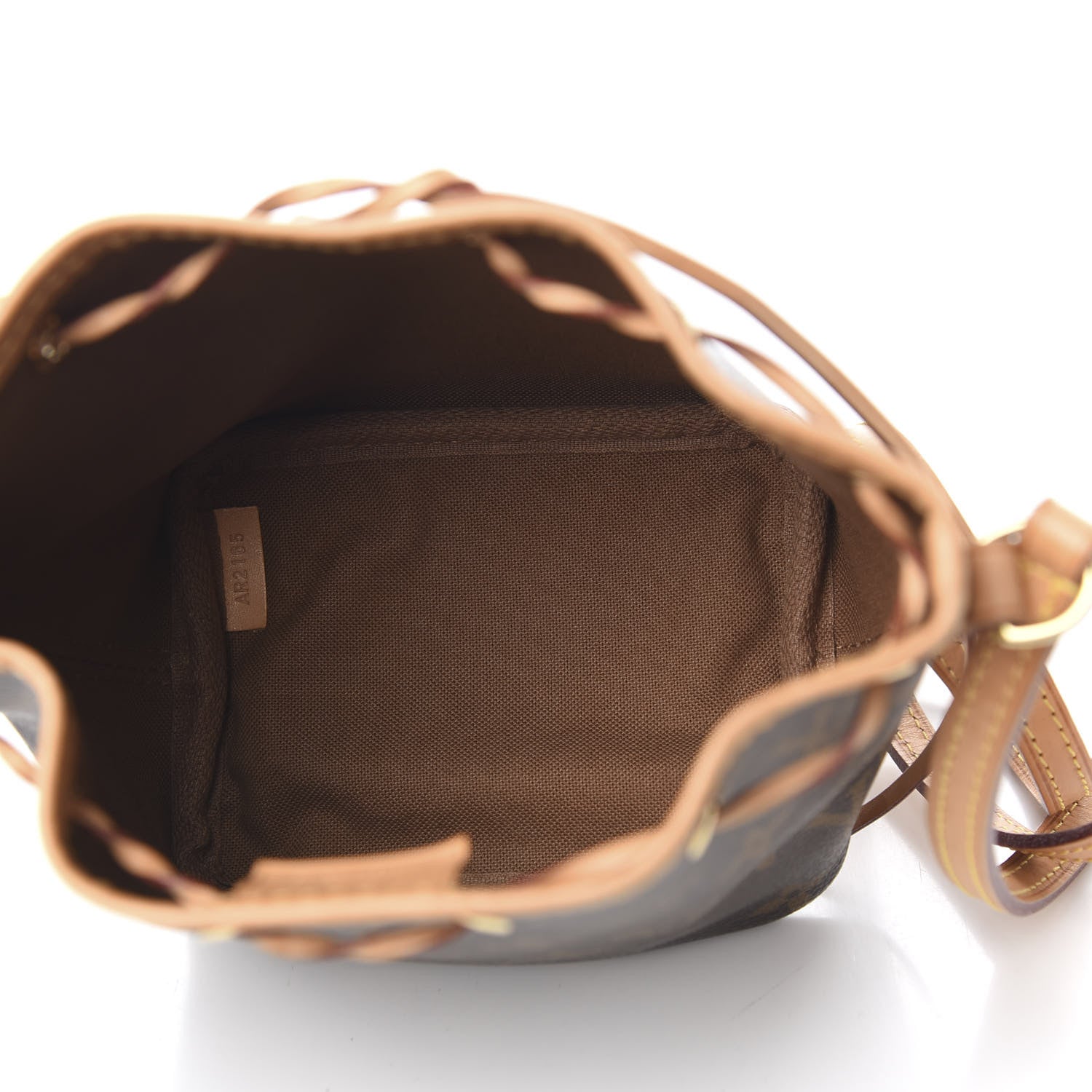 Louis Vuitton Monogram Nano Noe 4 of 9
