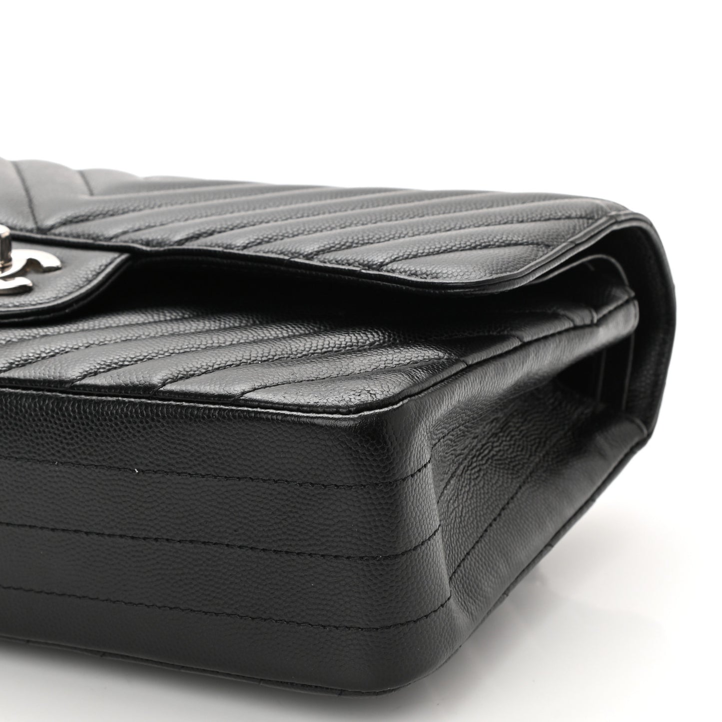 Caviar Chevron Quilted Medium Double Flap Black
