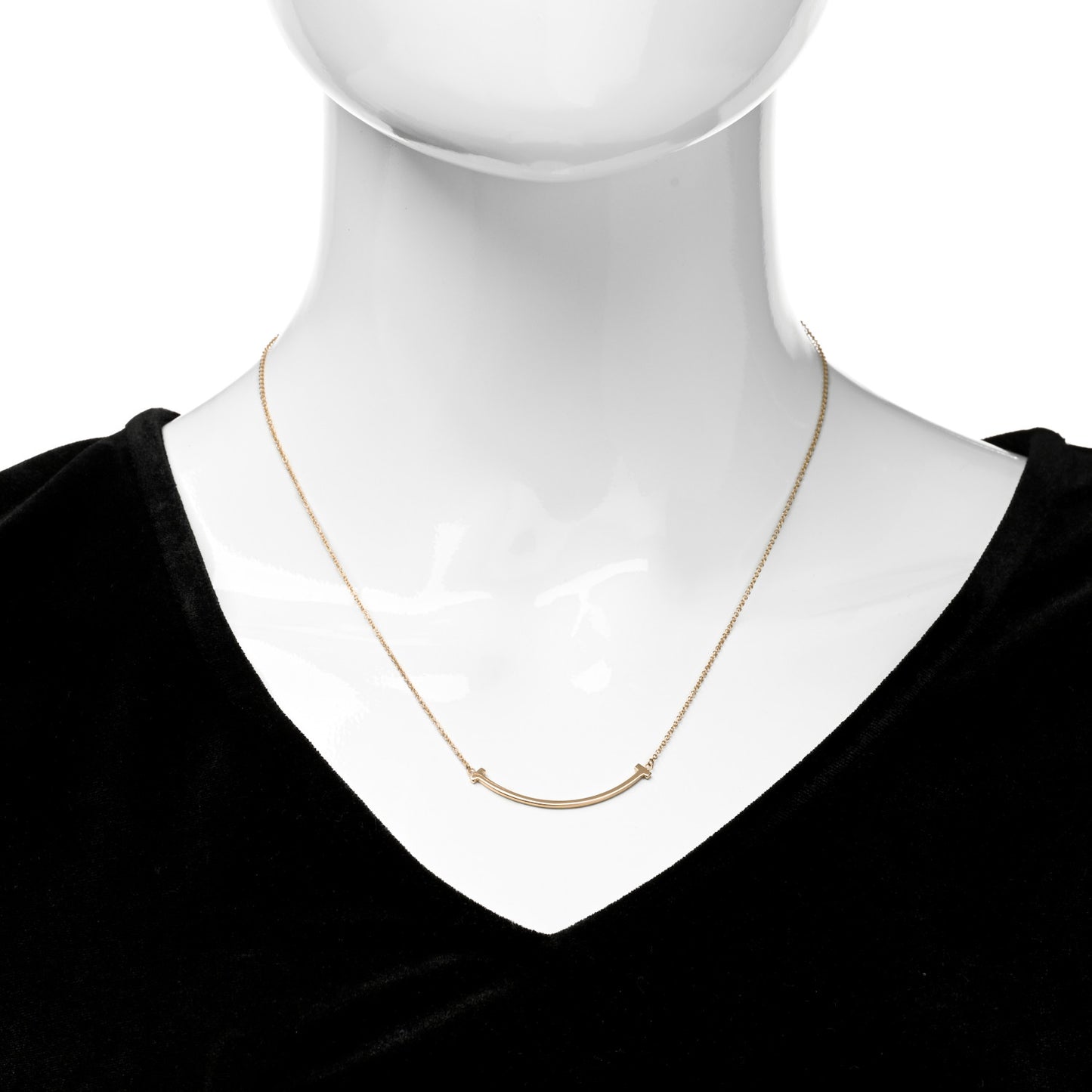 18K Yellow Gold Small T Smile Pendant Necklace