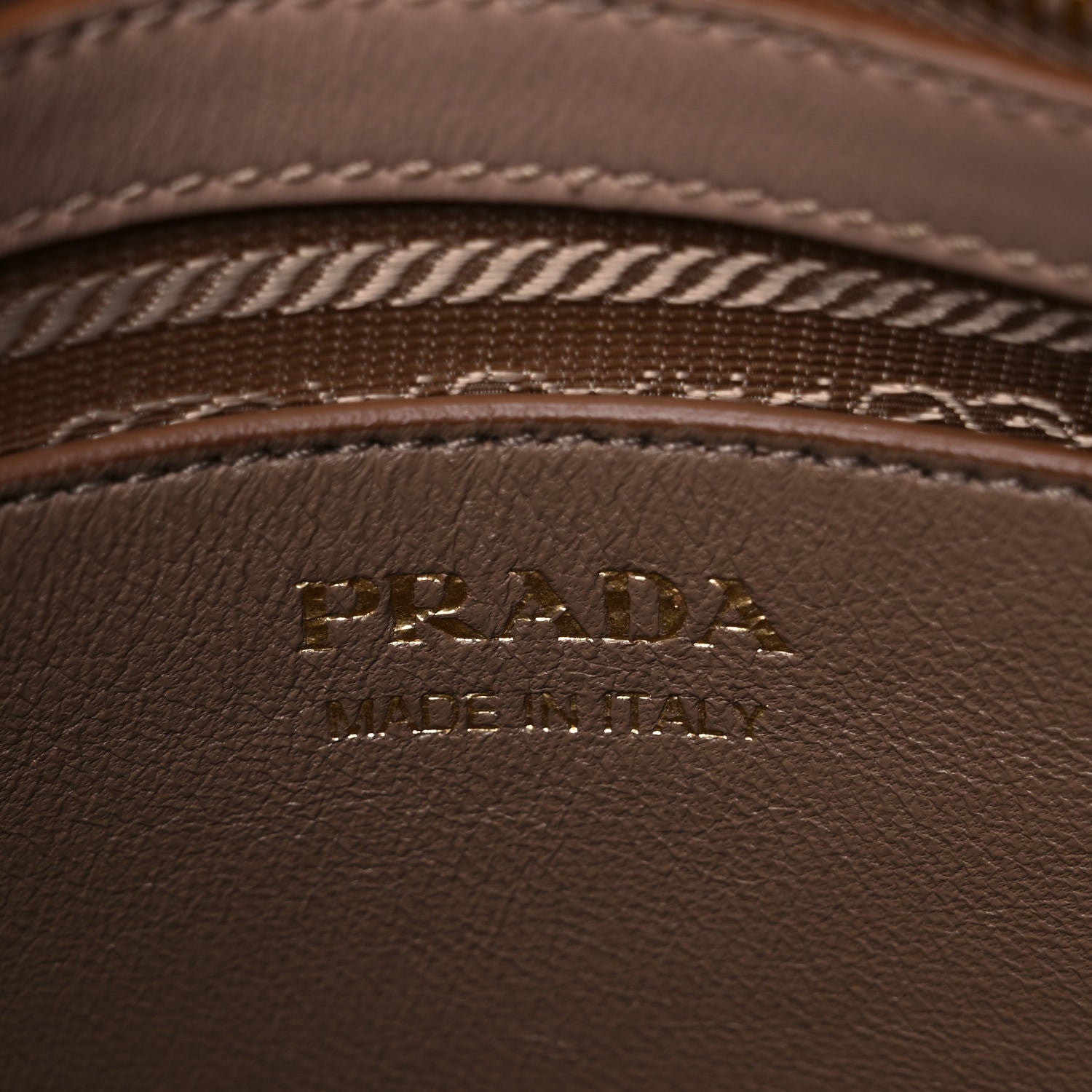 Prada Saffiano City Calfskin Medium Esplanade Cammeo 6 of 16