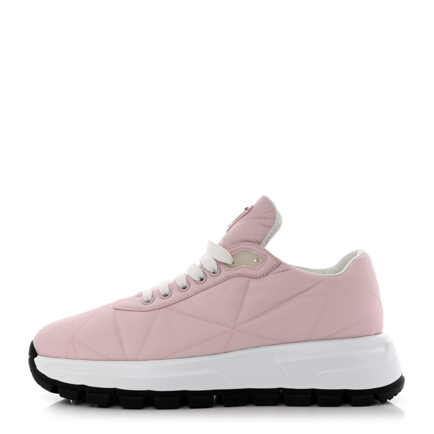 Re-Nylon Piuma Metal Triangle Logo Quilted 45mm Sneakers 39 Alabastro