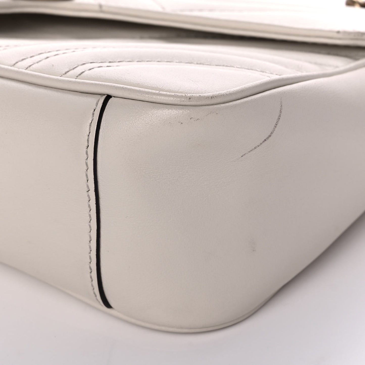 Calfskin Matelasse Small GG Marmont Shoulder Bag White