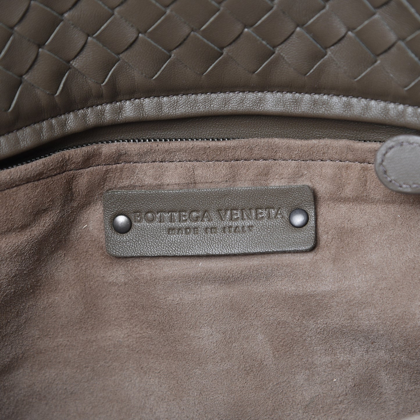 Nappa Intrecciato Medium Garda Bag Shadow