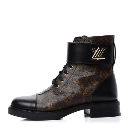 Louis Vuitton Monogram Calfskin Wonderland Flat Ranger Boots 38 Black 1 of 10