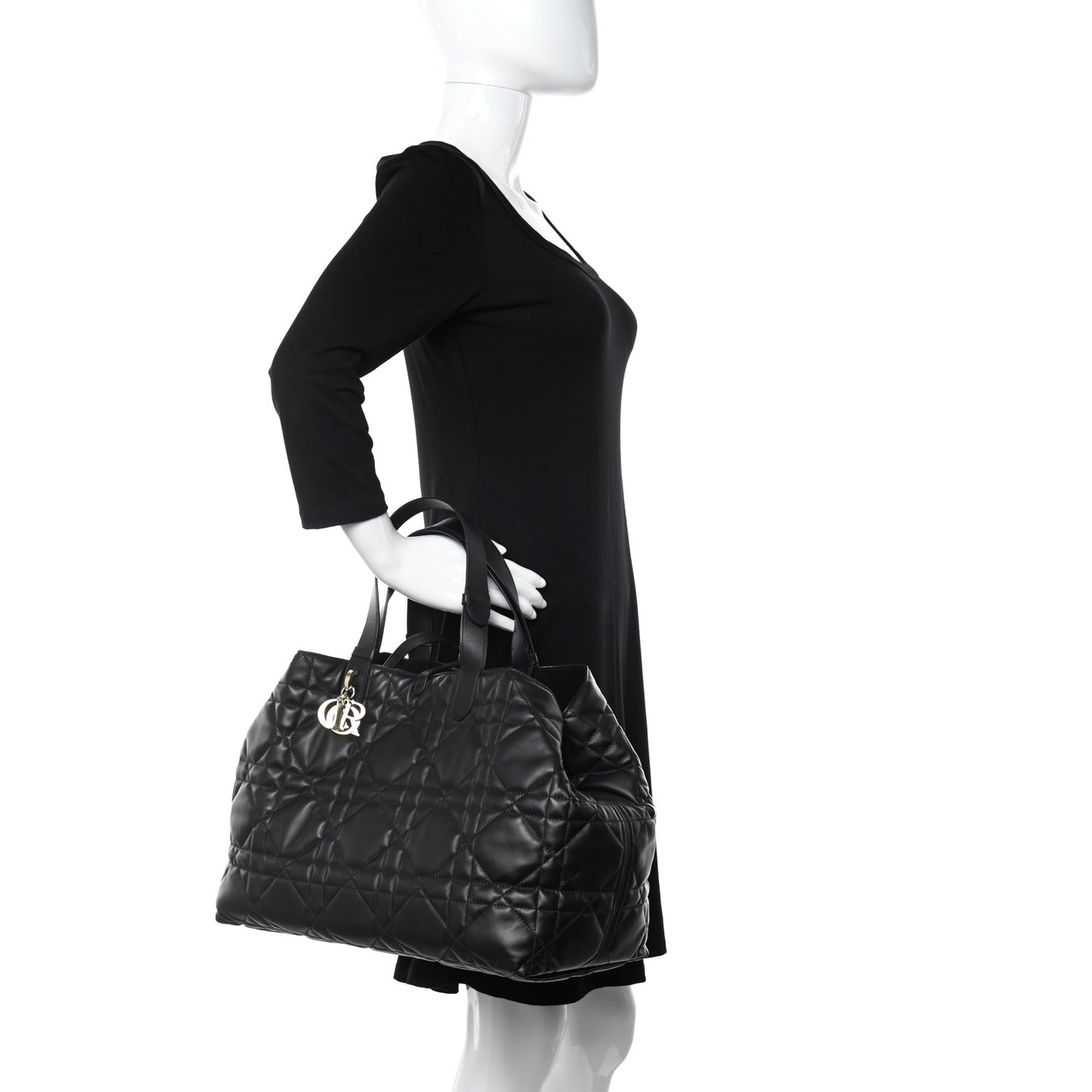 Calfskin Macrocannage Large Toujours Black