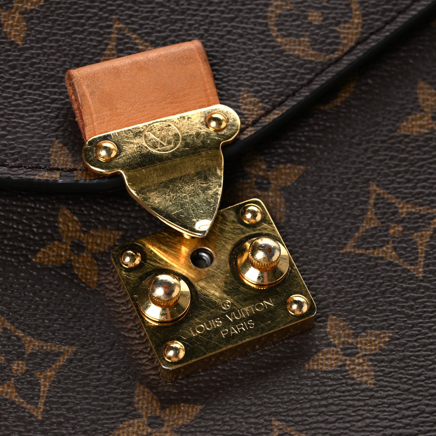 Monogram Pochette Metis