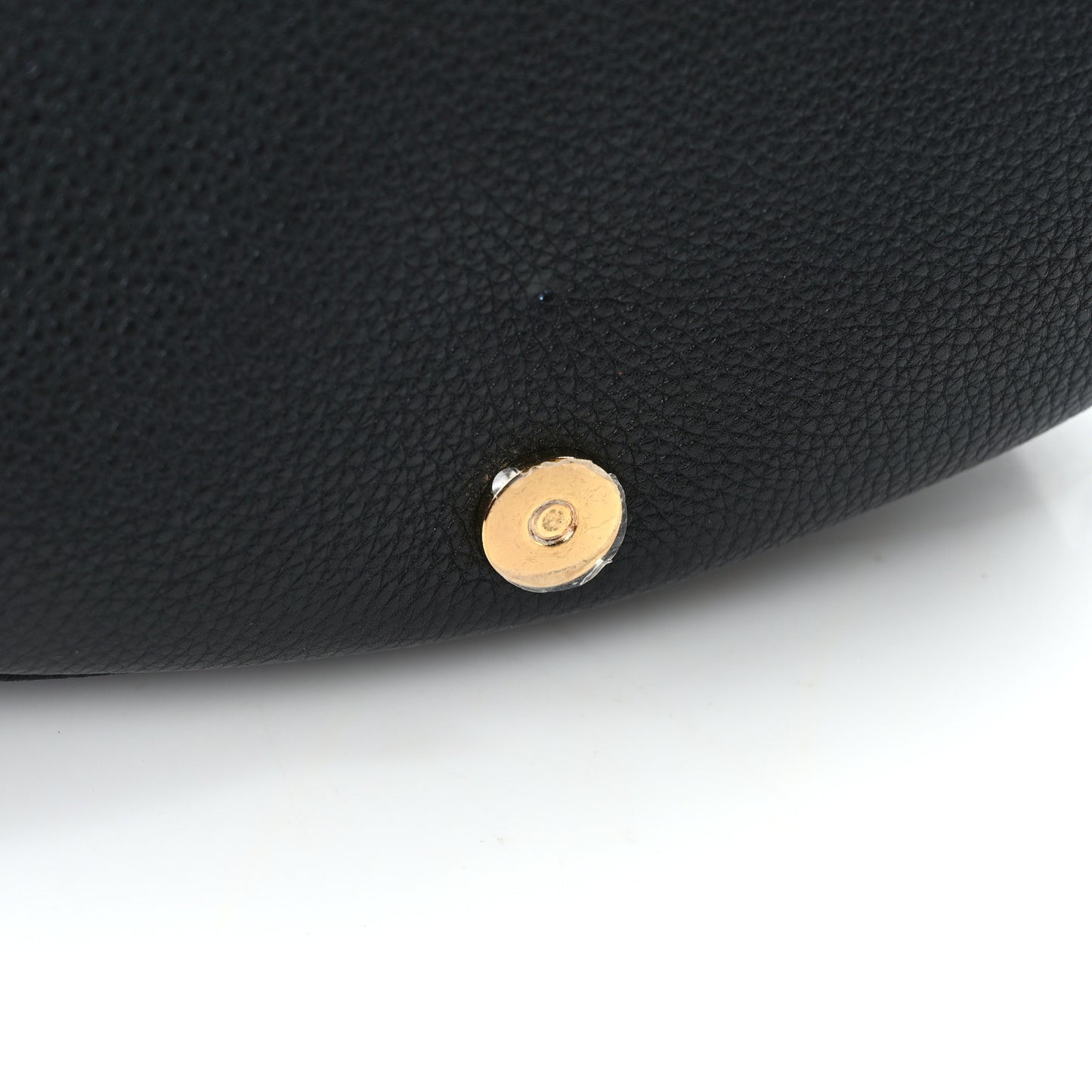Grained Calfskin Large Bobby Flap Black