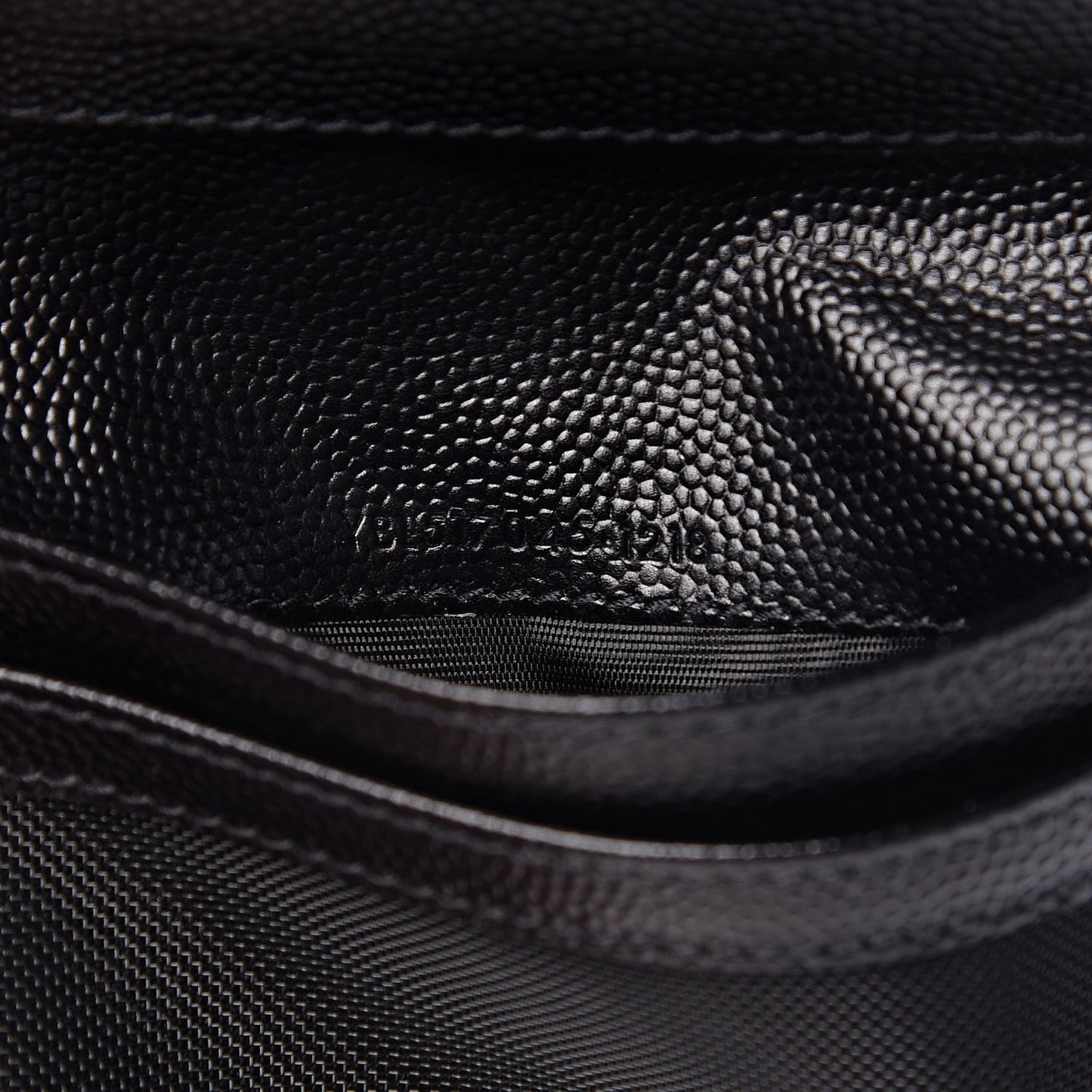 Grain De Poudre Matelasse Chevron Monogram Zipped Card Case Black
