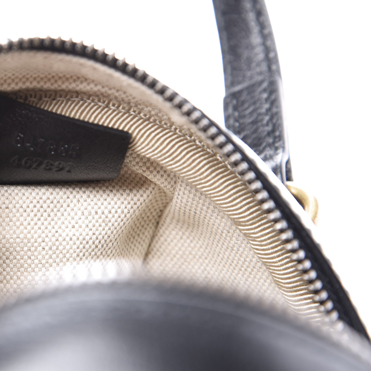 Gucci Piuma Lux Energy Mini Tifosa Basketball Shaped Shoulder Bag Black 6 of 10