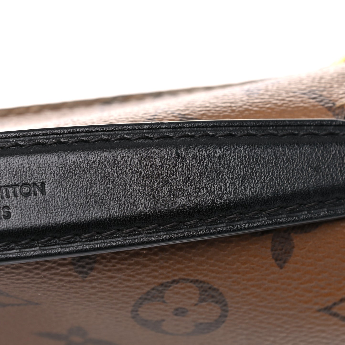 Reverse Monogram Pochette Metis