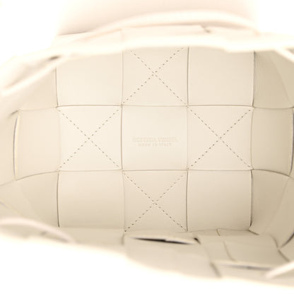 Bottega Veneta Lambskin Maxi Intrecciato Small Cassette Crossbody Bucket Bag White 5 of 9