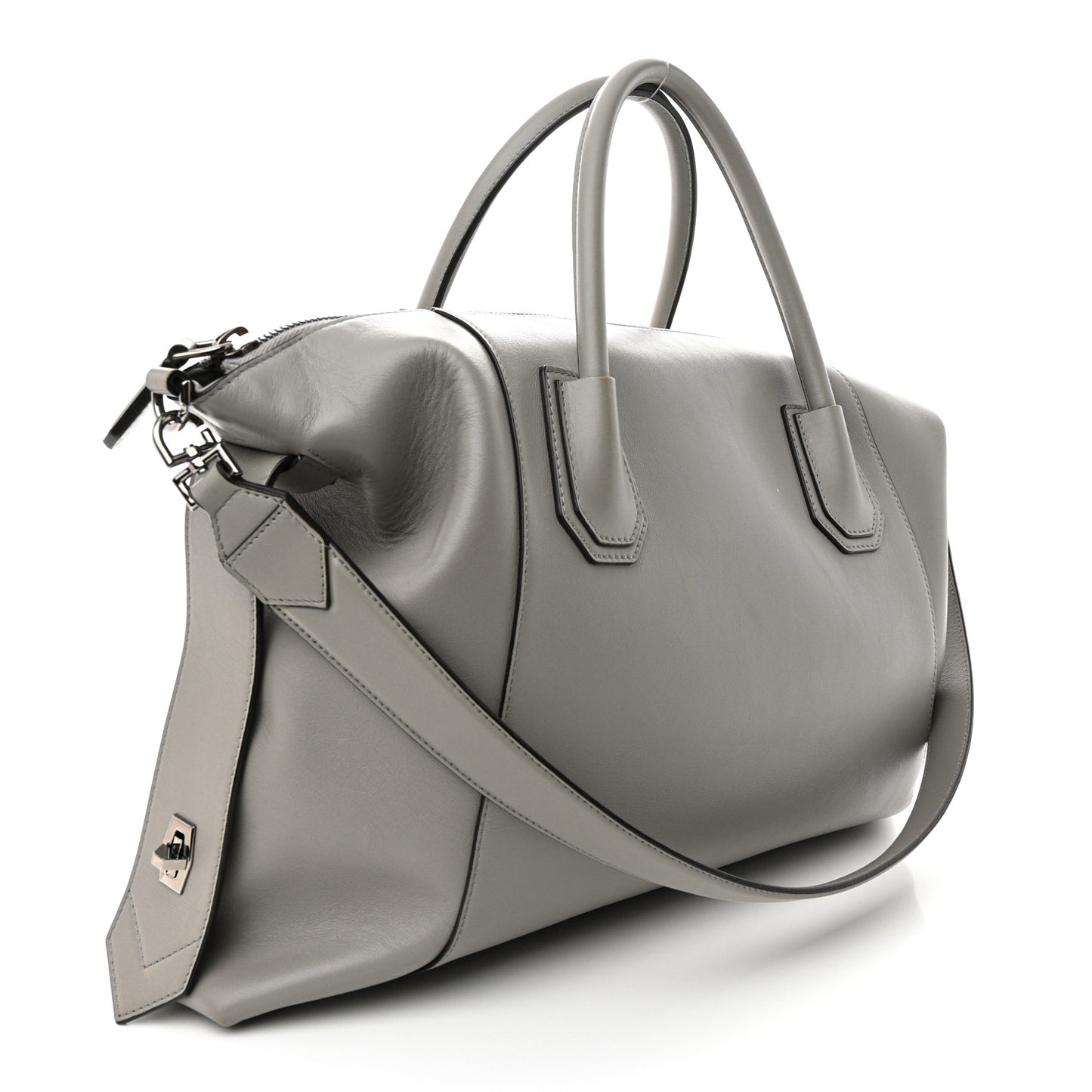 Soft Calfskin Medium Soft Antigona Pearl Grey