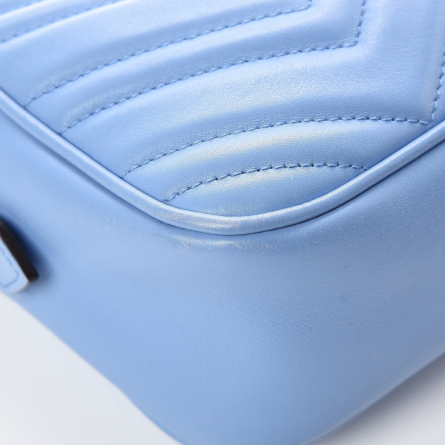 Calfskin Matelasse Small GG Marmont Chain Shoulder Bag Clear Sky Blue