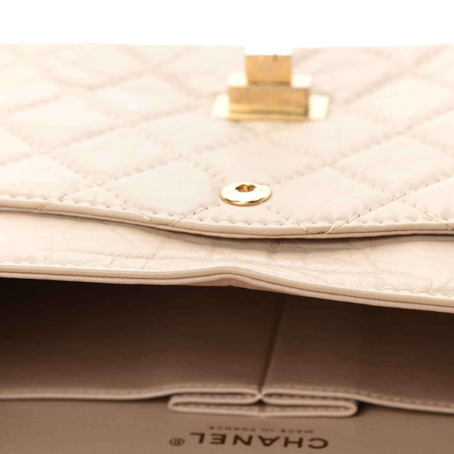 Aged Calfskin Quilted 2.55 Reissue 226 Flap Light Beige