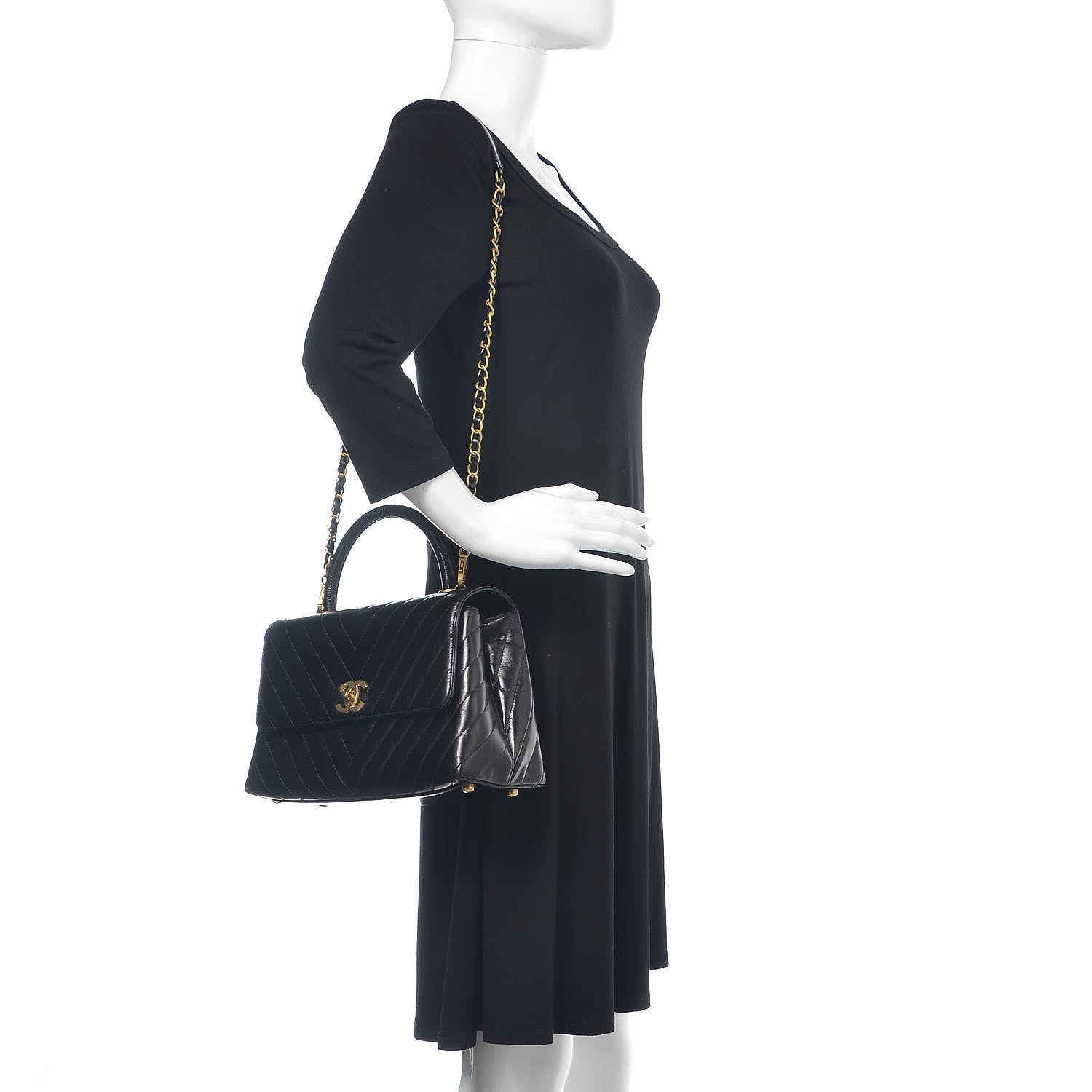Chanel Calfskin Lizard Chevron Quilted Small Coco Handle Flap Black 2 of 13