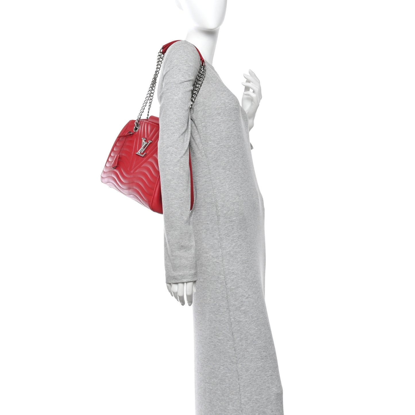 Calfskin New Wave Chain Tote Ecarlate