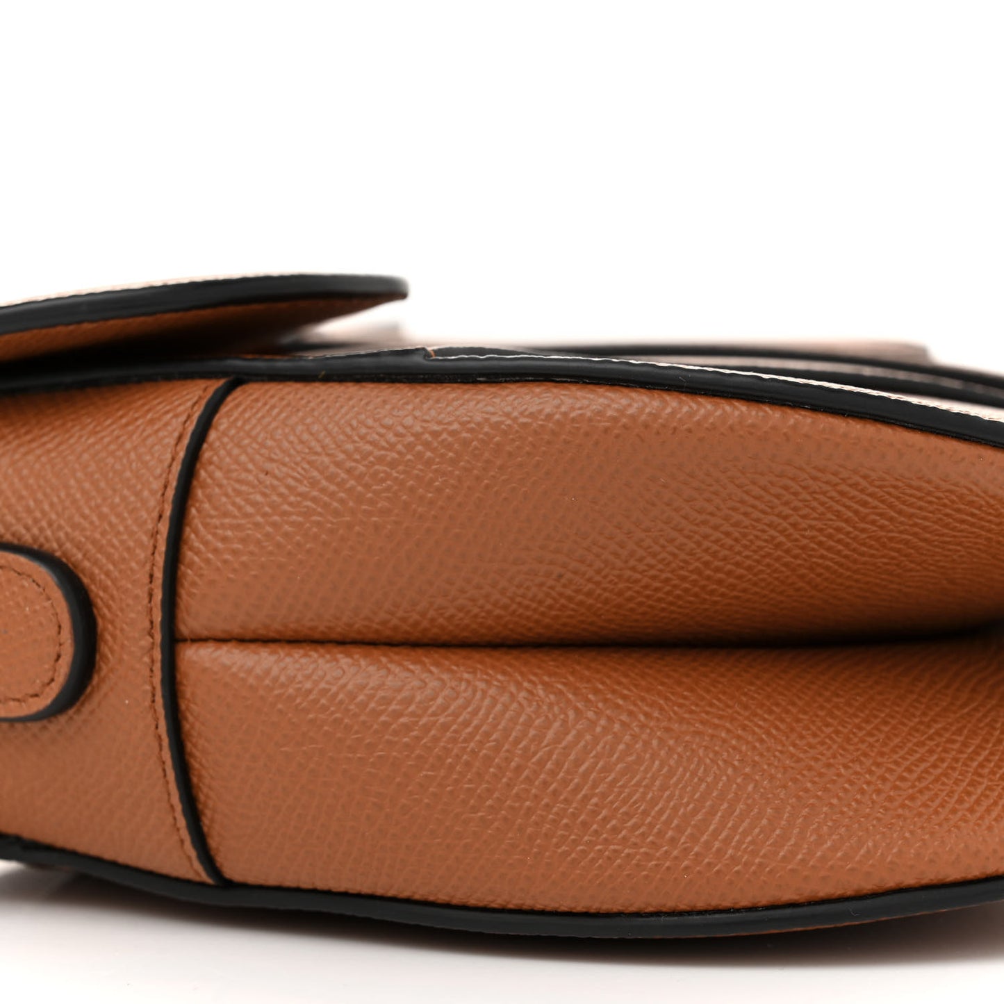 Grained Calfskin Saddle Bag Camello