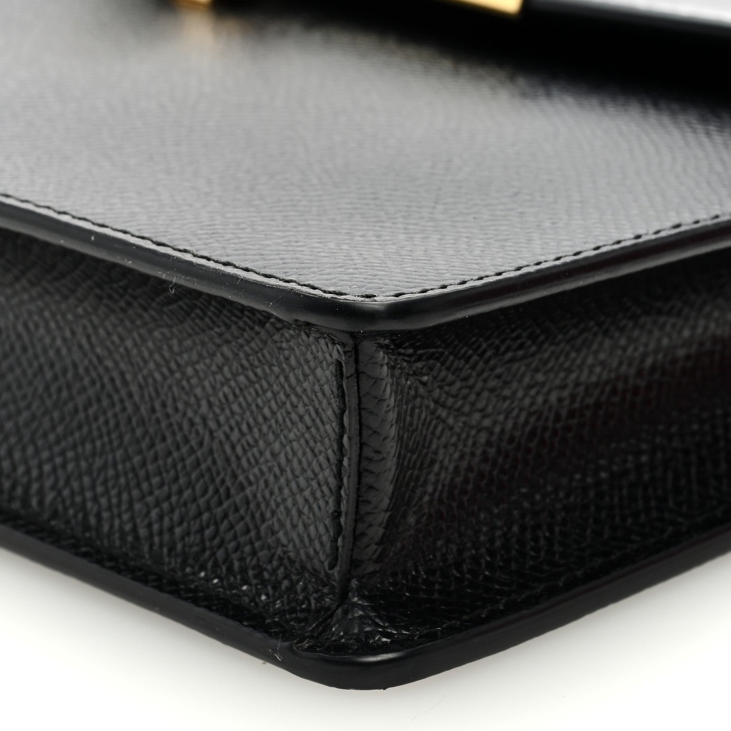 Salvatore Ferragamo Pebbled Calfskin Gancio Wallet On Chain Black 8 of 9