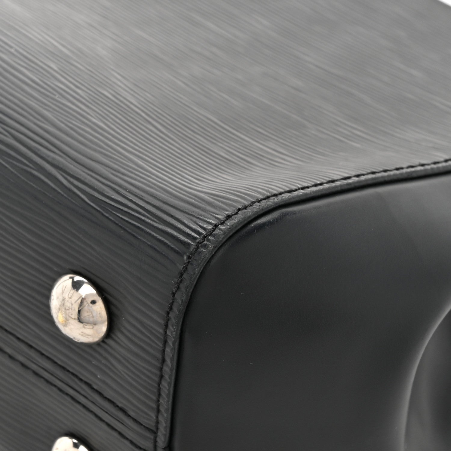 Louis Vuitton Epi Cluny BB Black 13 of 19