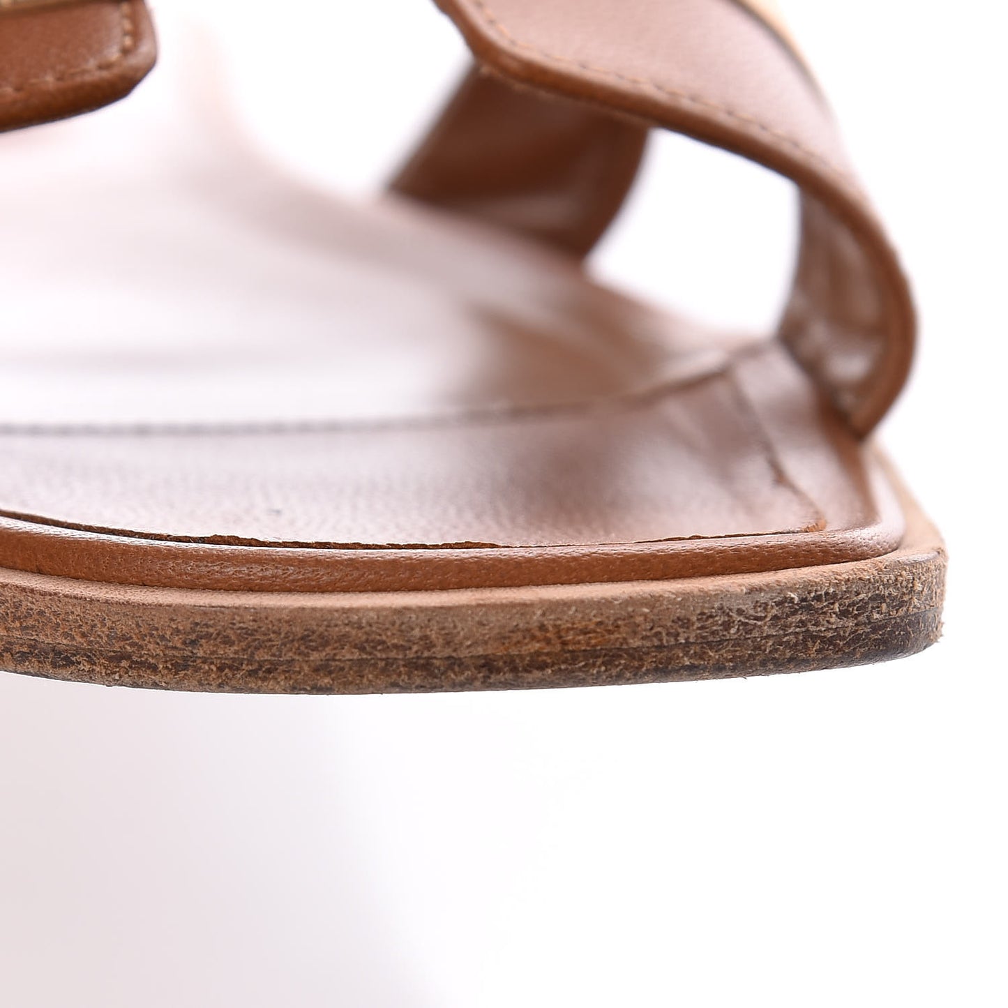 Laminated Nappa Calfskin Oran Sandals 39 Gold