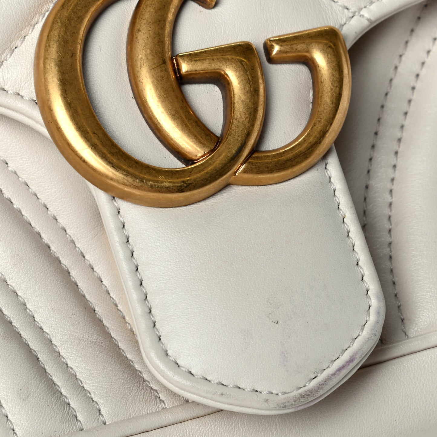 Calfskin Matelasse Small GG Marmont Shoulder Bag White