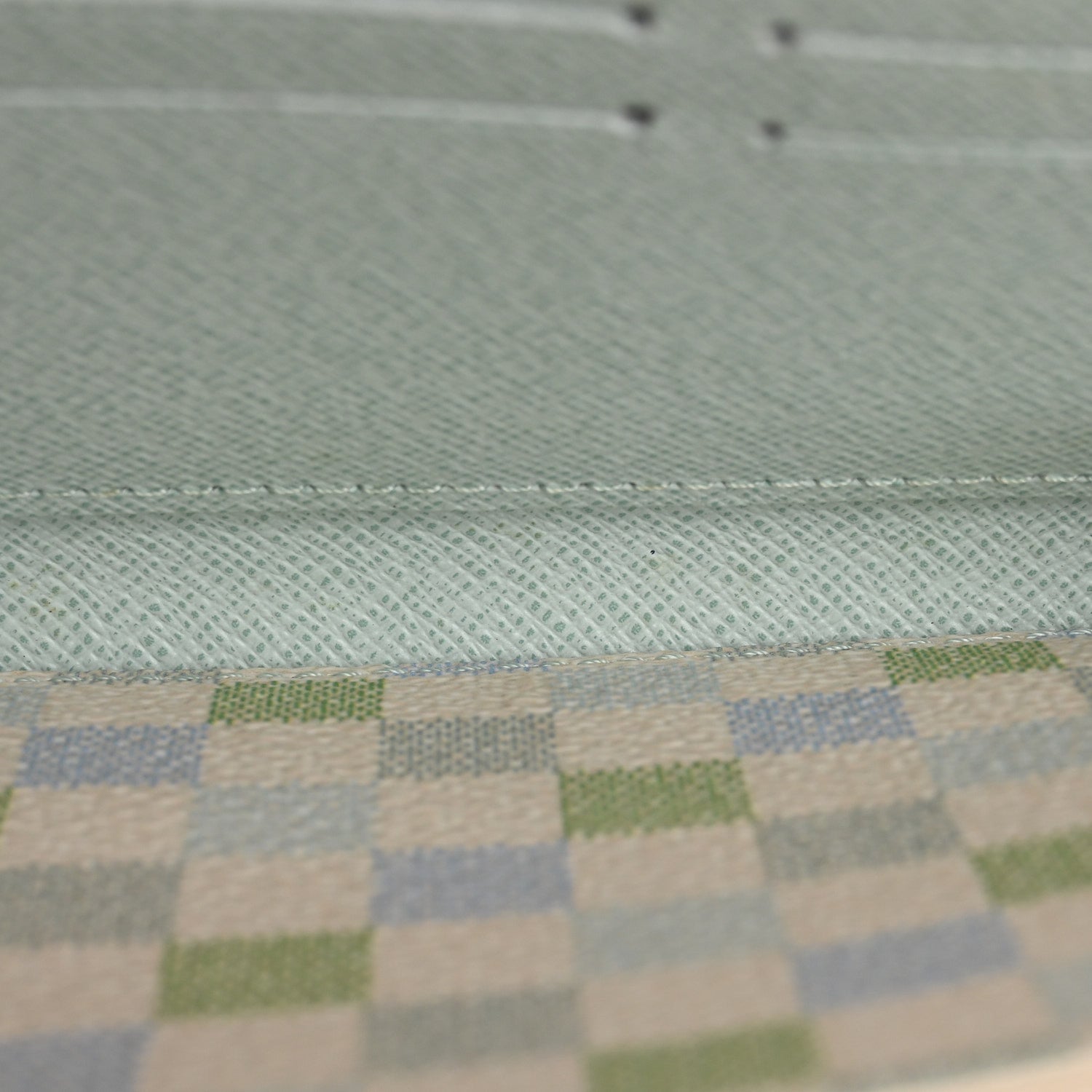 Louis Vuitton Damierlicious Zippy Wallet Pistachio Green 5 of 10