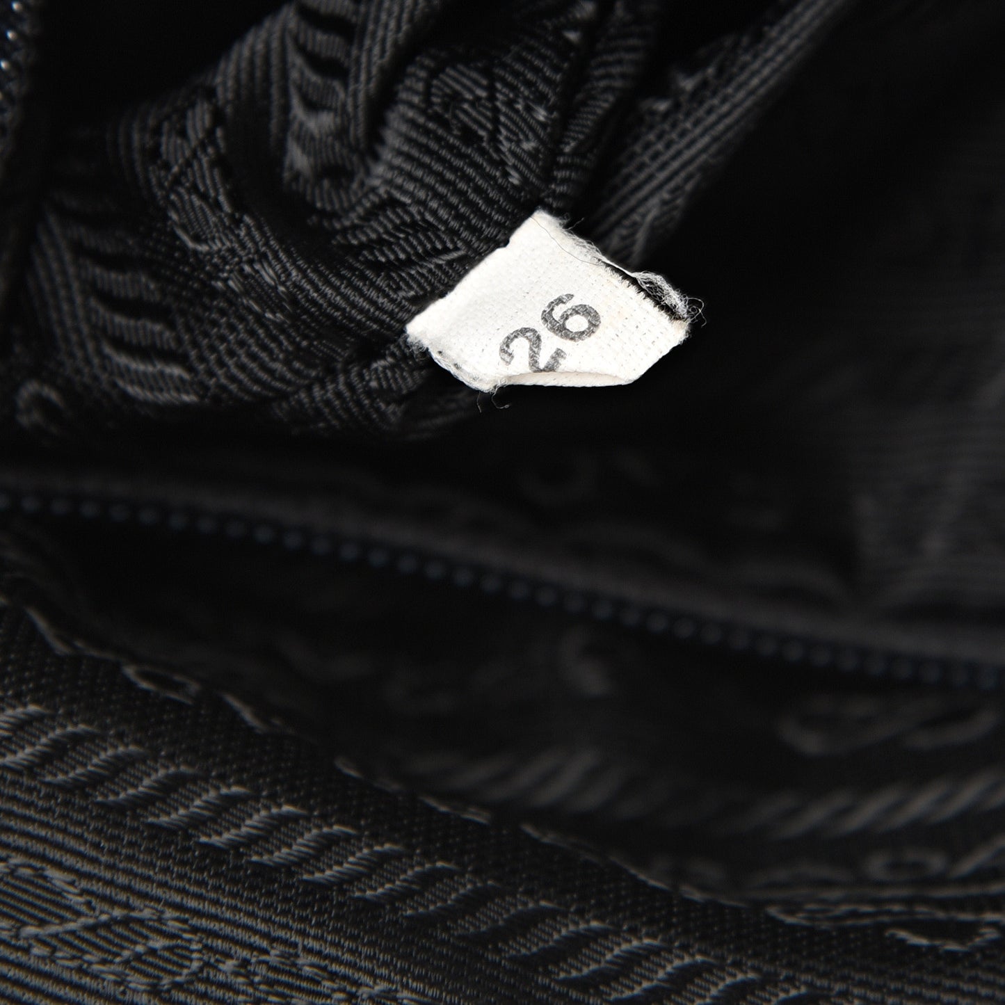 Nylon Flat Messenger Bag Black