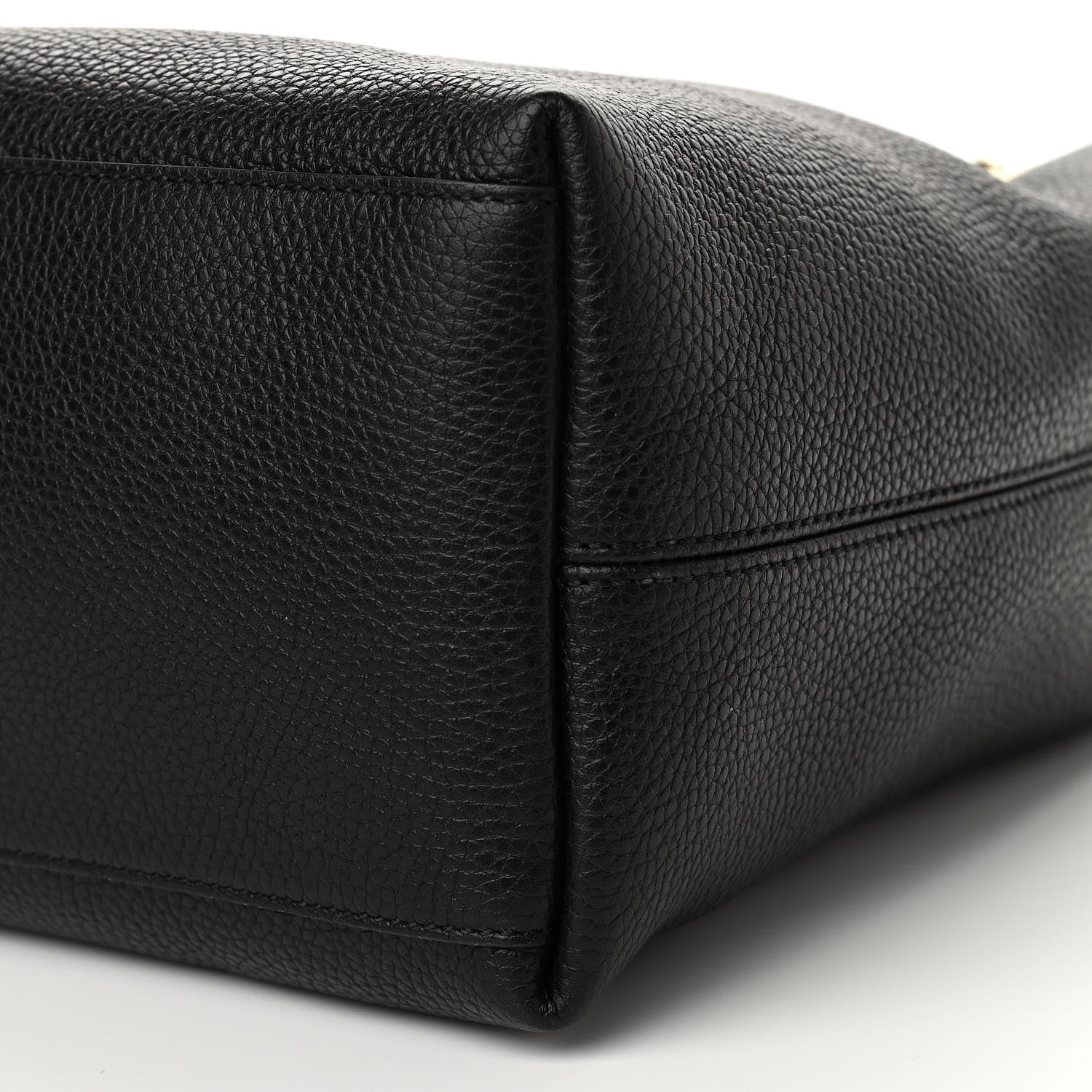 Gucci Pebbled Calfskin Medium Soho Chain Shoulder Bag Black 10 of 10