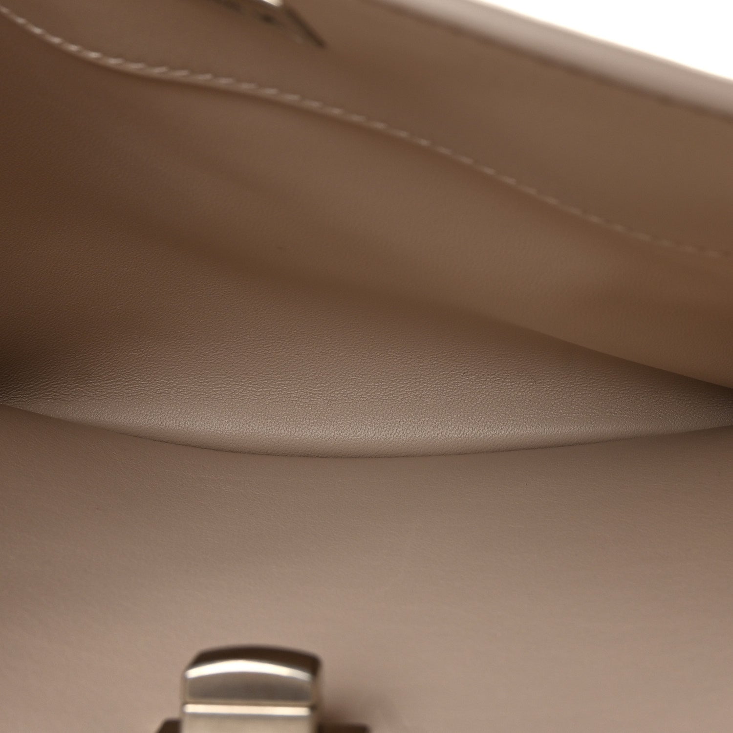 Balenciaga Natural Smooth Calfskin Small Rodeo Top Handle Handbag Almond 5 of 9