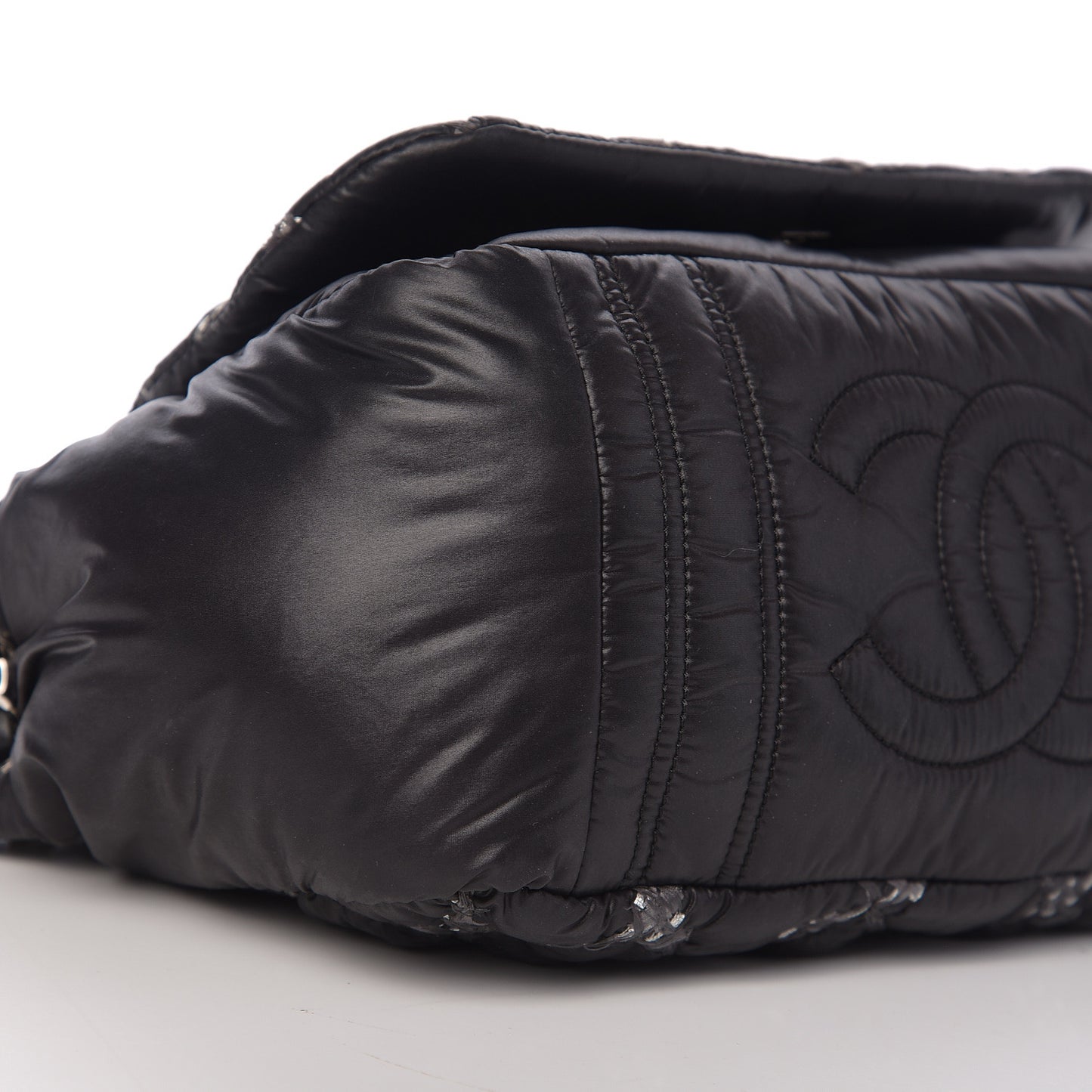 Nylon Quilted Tweed Stitch Bubble Flap Black