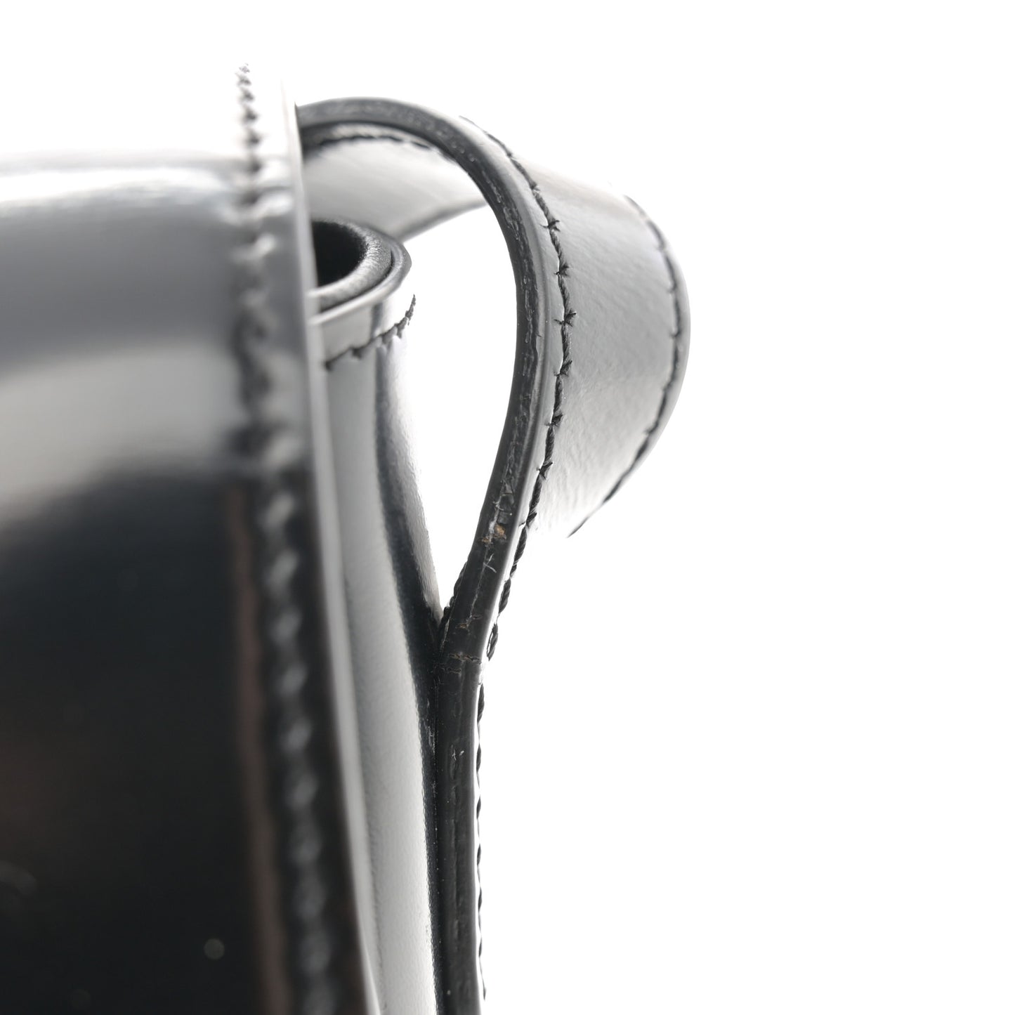 Shiny Calfskin Teen Cuir Triomphe Black