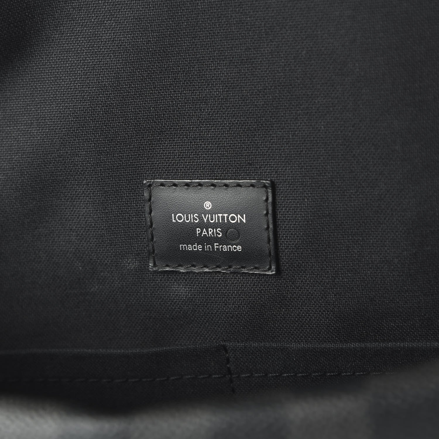 Louis Vuitton Damier Graphite Skyline Messenger MM 8 of 9