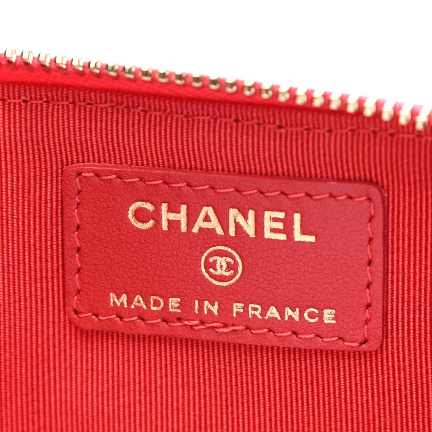 Caviar Quilted Classic iPhone Pouch Red